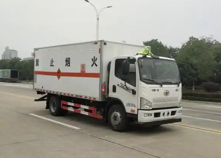 息县爆破器材运输车可以上高速吗？